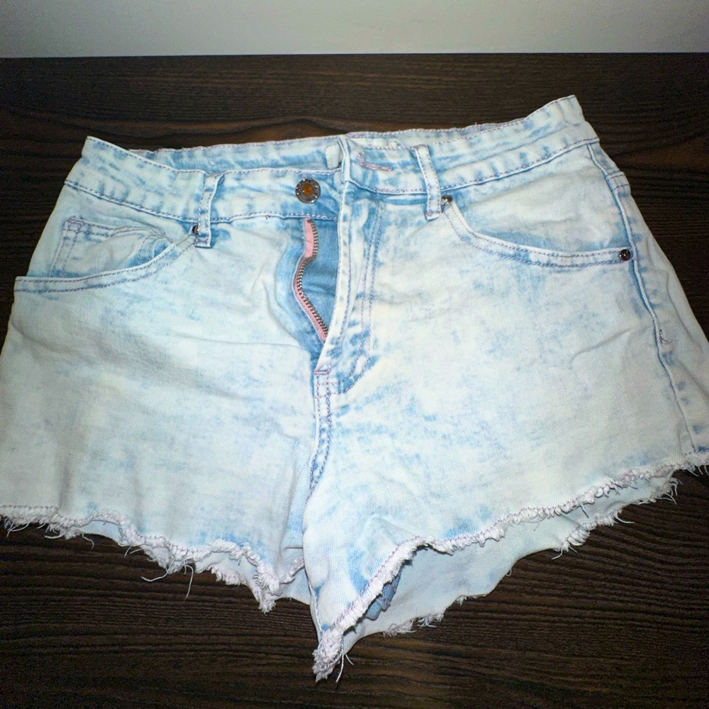 Forever 21 Light Washed Jean Shorts
